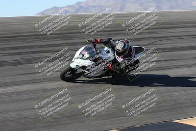 media/Jan-16-2026-CVMA Friday Practice (Fri) [[6f2bf47531]]/5-Racer 4-Trackday1/Session 2 (Bowl)/